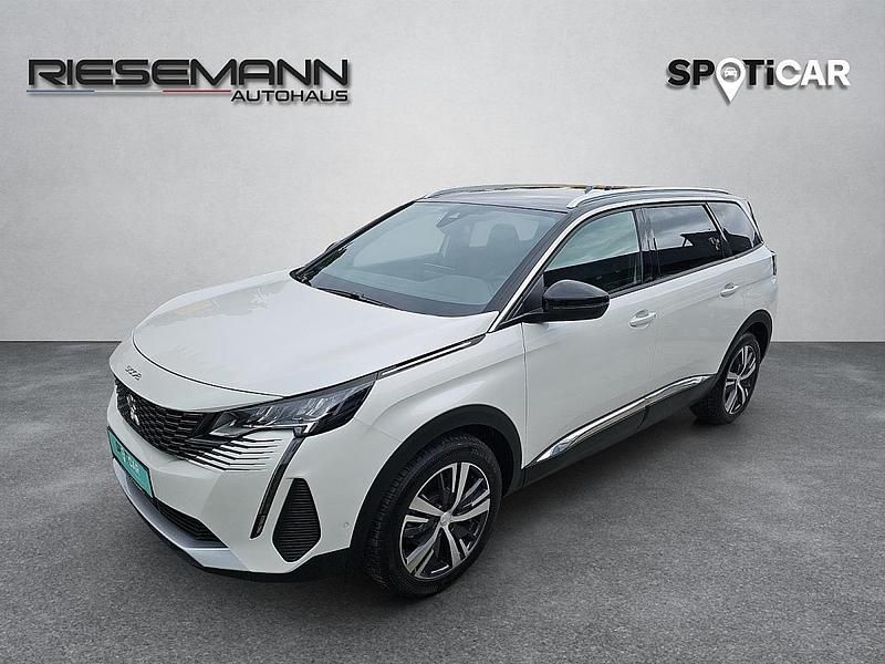 Weiß Gebraucht 2024 Peugeot 5008 Allure SUV | € 31.490 (Fairer Preis) - Bild 1/4