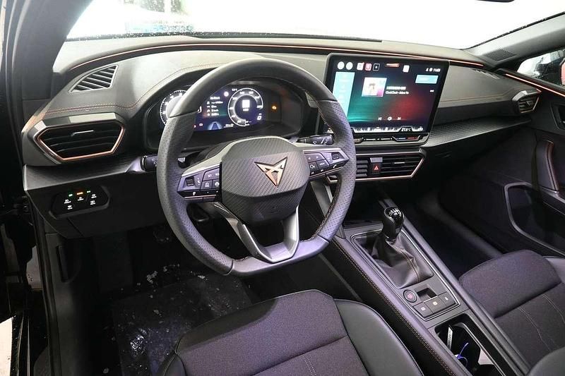 Neu Cupra Leon 150 PS (110 kW) 2025 Schwarz  metallic Limousine