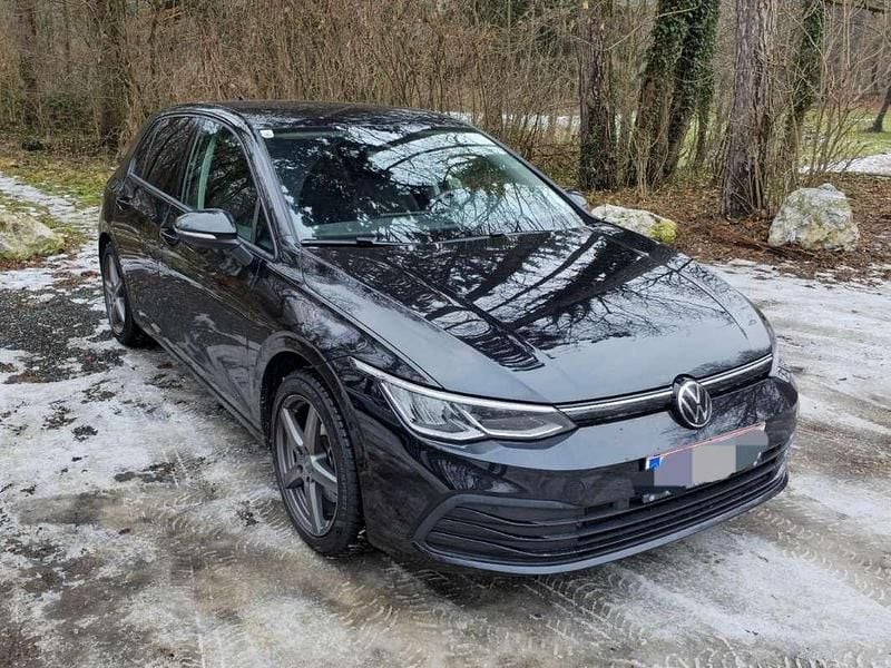 Gebraucht VW Golf VIII Life 110 PS (80 kW) 2022 Schwarz Limousine