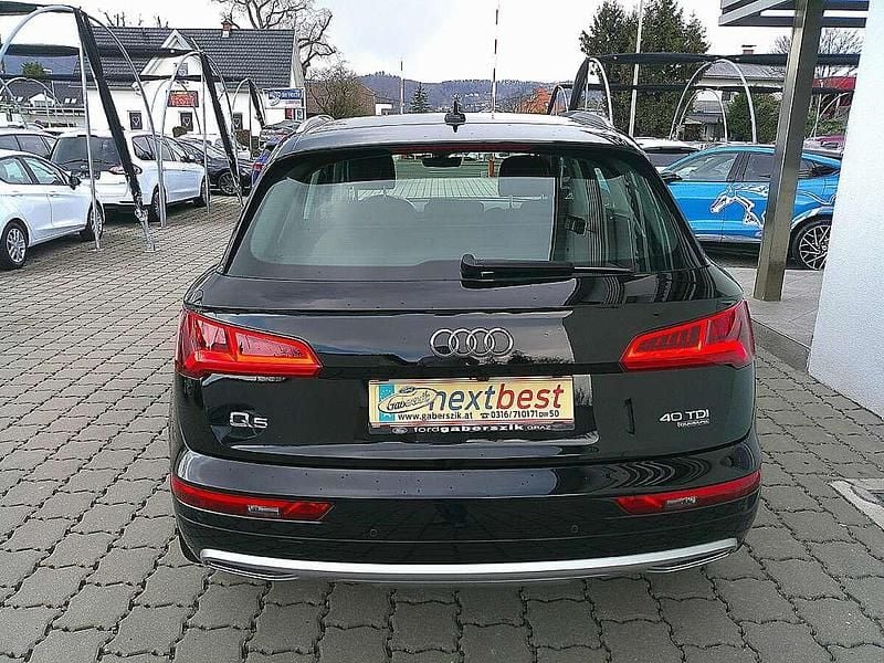 Gebraucht Audi Q5 Sport 190 PS (139 kW) 2018 Schwarz SUV