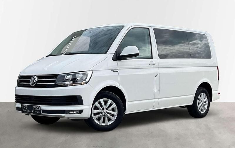 Weiß Gebraucht 2016 VW T6 Comfortline Van | € 35.900 (Etwas zu teuer) - Bild 1/4