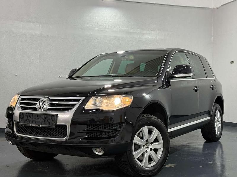 Schwarz Gebraucht 2008 VW Touareg SUV | € 11.990 (Fairer Preis) - Bild 1/4