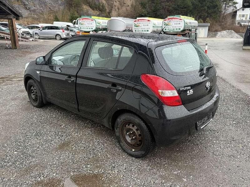 Gebraucht Hyundai i20 77 PS (56 kW) 2011 Kleinwagen