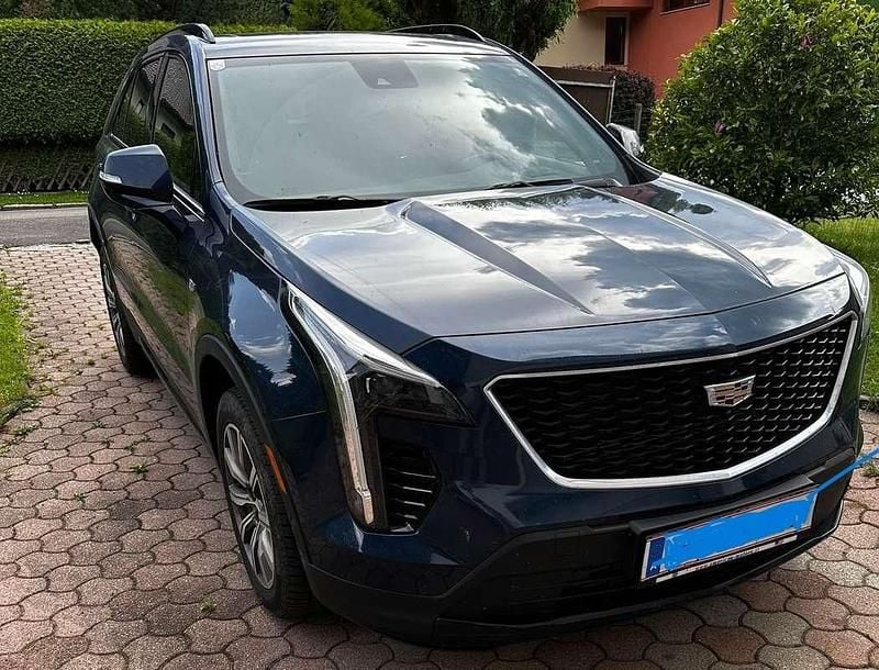 Gebraucht Cadillac XT4 230 PS (169 kW) 2022 Blau SUV