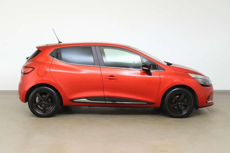 Gebraucht Renault Clio IV LIMITED 90 PS (66 kW) 2017 Rot Limousine