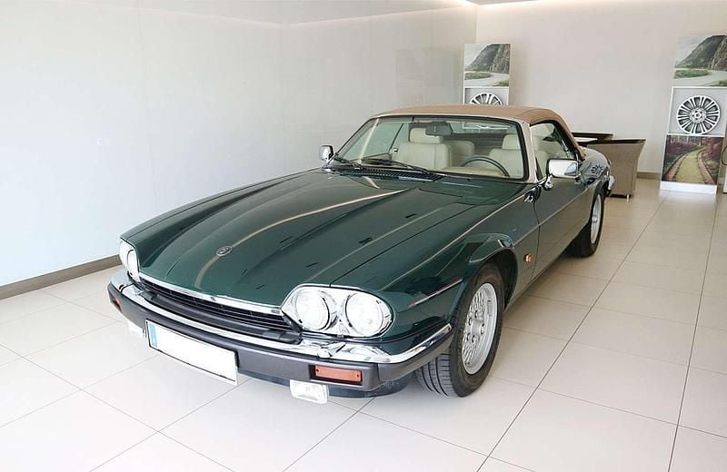 Grün Gebraucht 1992 Jaguar XJS Cabrio | € 29.900 - Bild 1/3