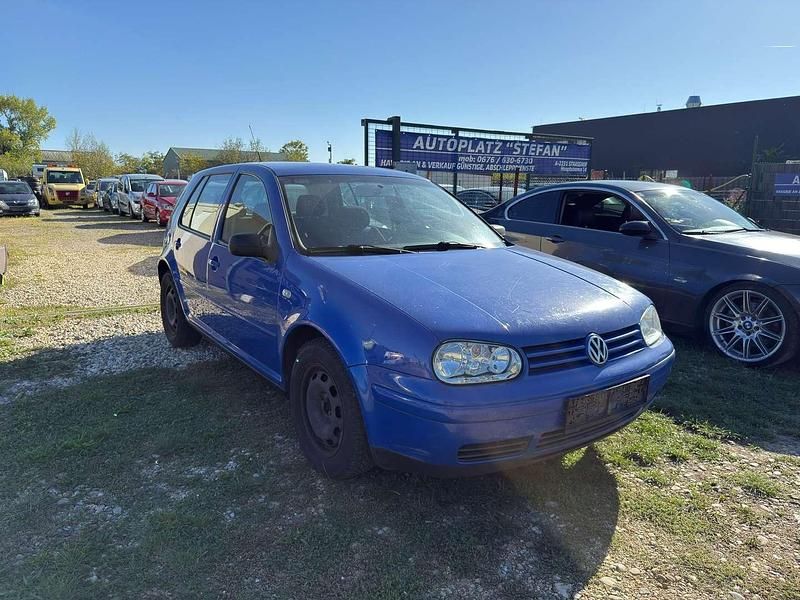 Gebraucht VW Golf IV Comfortline 101 PS (74 kW) 2001 Blau Limousine