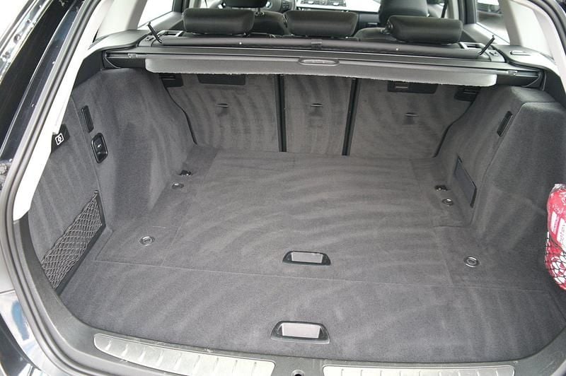 Gebraucht BMW 316 116 PS (85 kW) 2018 Schwarz Kombi