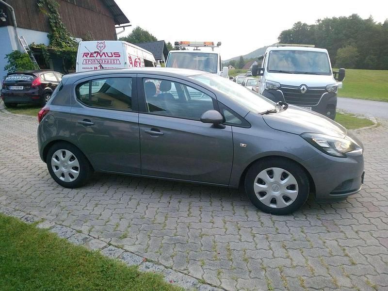 Gebraucht Opel Corsa Edition 90 PS (66 kW) 2015 Grau Kleinwagen