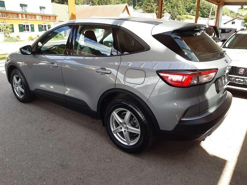 Gebraucht Ford Kuga Cool & Connect 120 PS (88 kW) 2021 Grau SUV