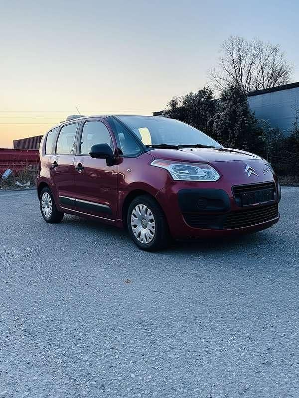 Rot Gebraucht 2009 Citroën C3 Picasso Comfort Van / Kleinbus | € 3.829 (Fairer Preis) - Bild 1/4
