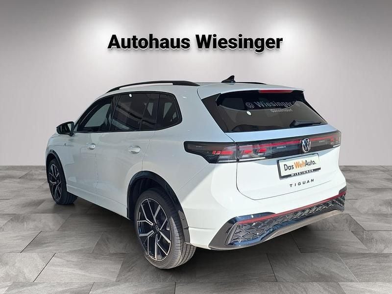 Gebraucht VW Tiguan Sport 193 PS (141 kW) 2025 Weiss  normal SUV
