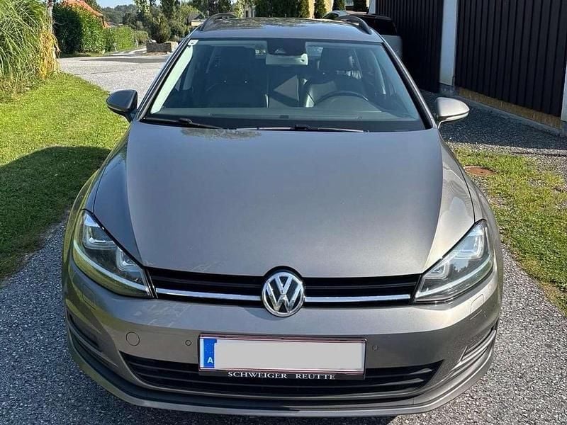 Gebraucht VW Golf VII Comfortline 110 PS (80 kW) 2016 Grau Kombi