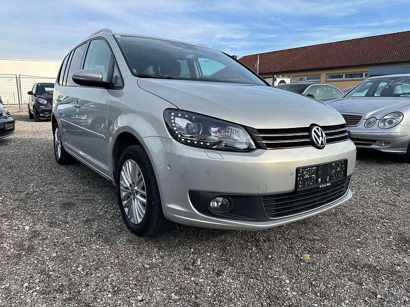 Silber Gebraucht 2015 VW Touran Van / Kleinbus | € 12.890 (Fairer Preis) - Bild 1/4