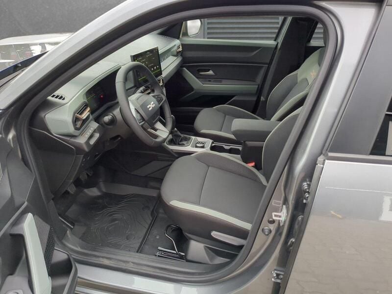Gebraucht Dacia Duster Extreme 131 PS (96 kW) 2024 Grau SUV