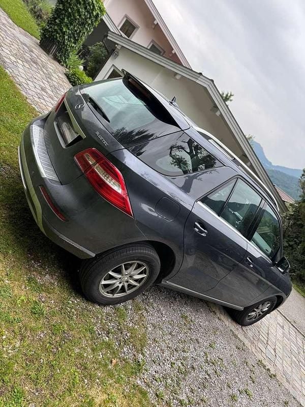 Gebraucht Mercedes ML350 258 PS (189 kW) 2013 Blau SUV