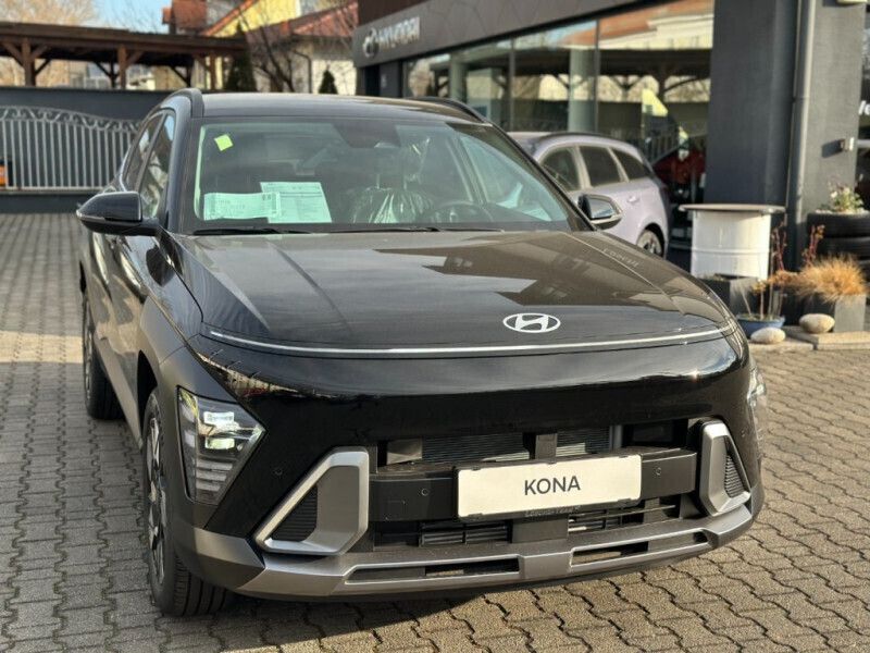 Neu Hyundai Kona GO! 100 PS (73 kW) 2025 Abyss black SUV