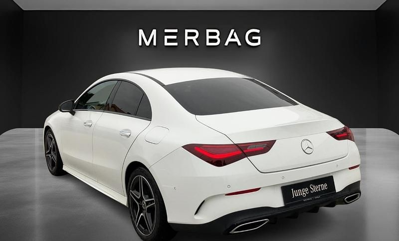 Gebraucht Mercedes CLA180 AMG line 136 PS (100 kW) 2024 Polarweiß Limousine