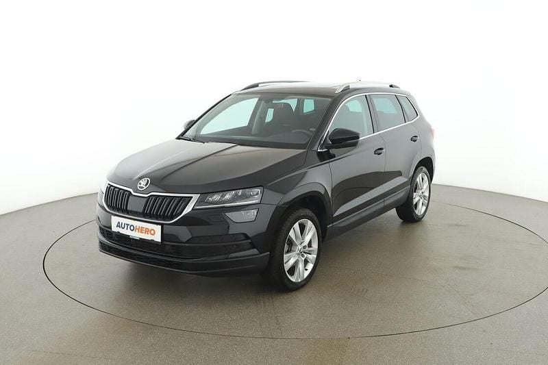 Schwarz Gebraucht 2019 Skoda Karoq Style SUV | € 24.390 (Fairer Preis) - Bild 1/3