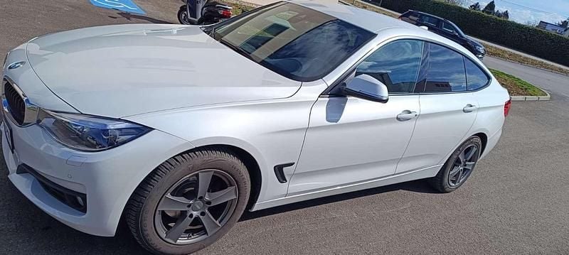 Gebraucht BMW 320 Gran Turismo 190 PS (139 kW) 2018 Weiß Limousine