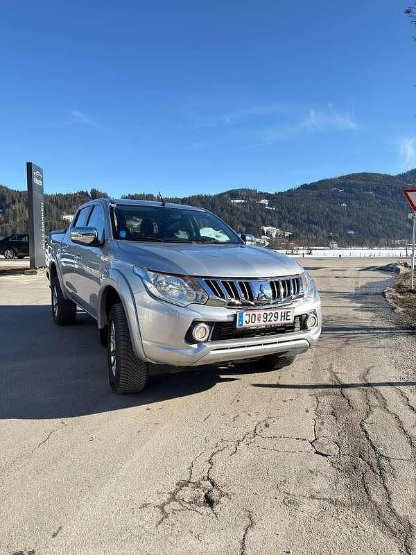 Gebraucht Mitsubishi L200 154 PS (113 kW) 2016 Grau Abholung