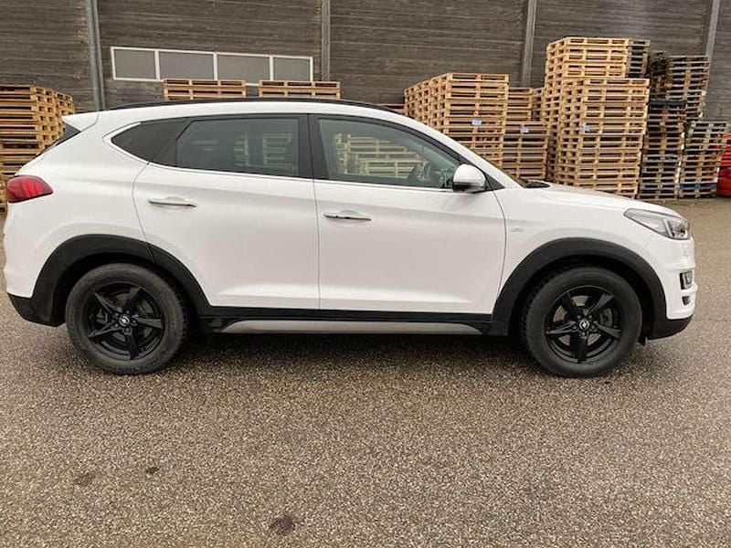 Gebraucht Hyundai Tucson 136 PS (100 kW) 2020 Weiß SUV
