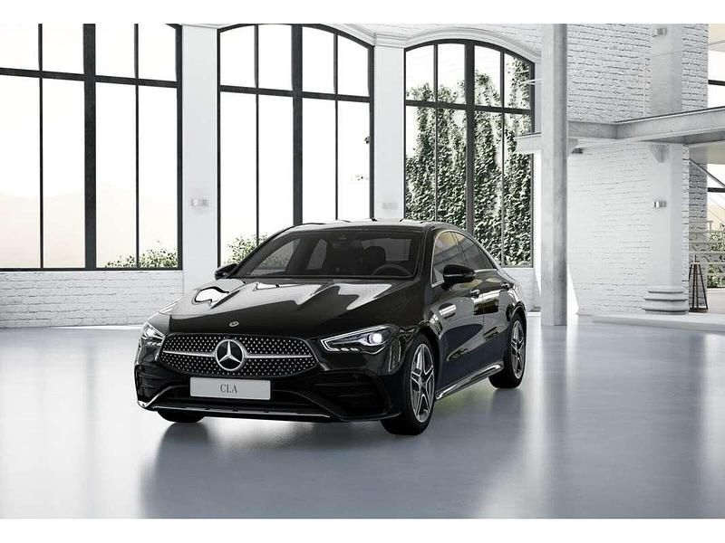 Gebraucht Mercedes CLA200 AMG line 150 PS (110 kW) 2025 Metalliclack kosmosschwarz Coupé