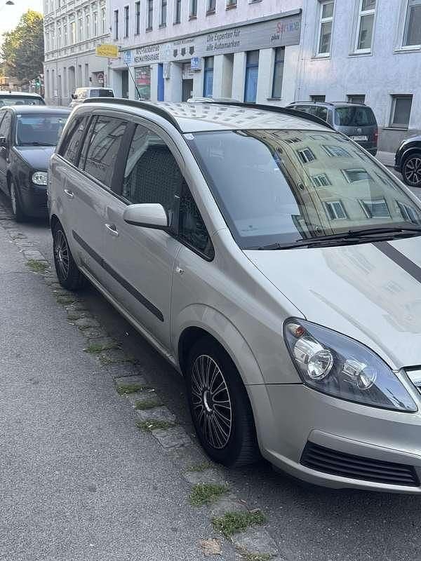Gebraucht Opel Zafira Cosmo 101 PS (74 kW) 2006 Van / Kleinbus