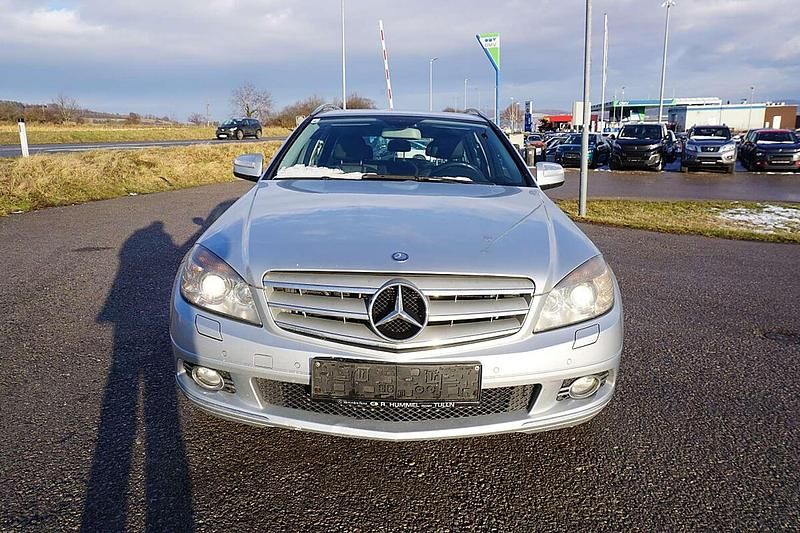 Gebraucht Mercedes C200 Avantgarde 136 PS (100 kW) 2008 Silber Limousine