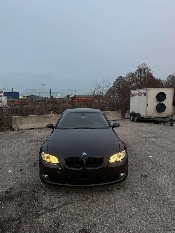 Gebraucht 2007 BMW 330 Shadowline Coupé | € 11.500 (Fairer Preis) - Bild 1/4