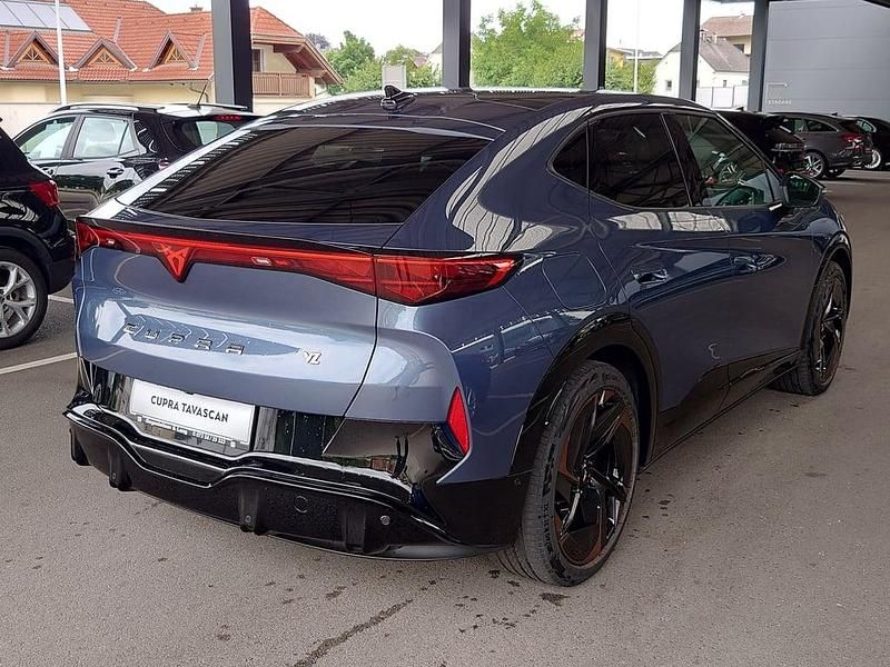 Neu Cupra Tavascan VZ 250 kW (340 PS) 2025 Mittelblau  normal SUV
