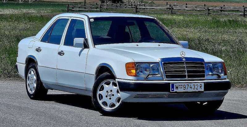 Weiß Gebraucht 1991 Mercedes E230 Limousine | € 6.499 - Bild 1/4