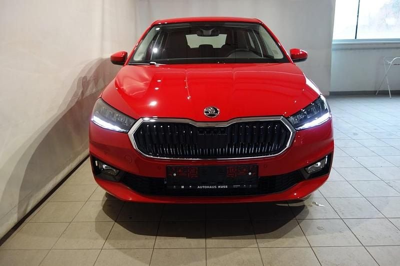 Gebraucht Skoda Fabia Selection 95 PS (69 kW) 2026 Mittelrot  metallic Kleinwagen