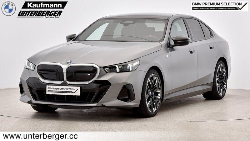 Gebraucht BMW i5 Shadowline 441 kW (600 PS) 2023 Frozen pure grey Limousine