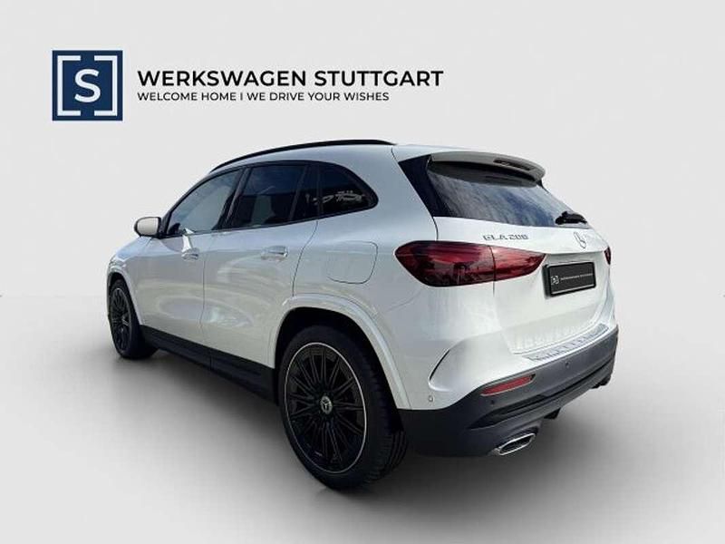 Gebraucht Mercedes GLA200 AMG 163 PS (119 kW) 2024 Weiß SUV