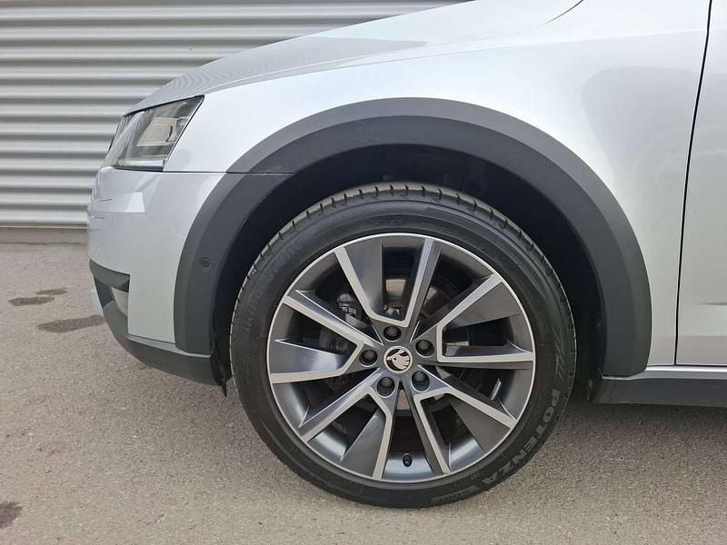 Gebraucht Skoda Octavia 150 PS (110 kW) 2017 Silber Kombi