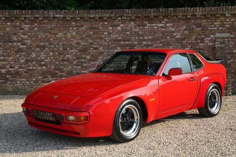 Rot Gebraucht 1981 Porsche 924 Coupé | € 105.000 - Bild 1/4