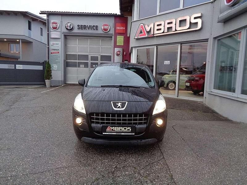Gebraucht Peugeot 3008 114 PS (83 kW) 2013 Schwarz Limousine