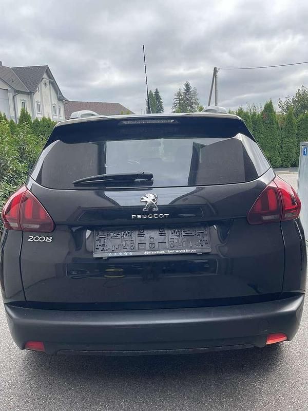Gebraucht Peugeot 2008 Style 99 PS (72 kW) 2018 SUV