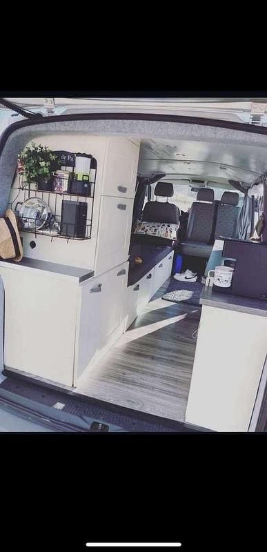 Gebraucht VW T5 Comfortline 102 PS (75 kW) 2011 Van