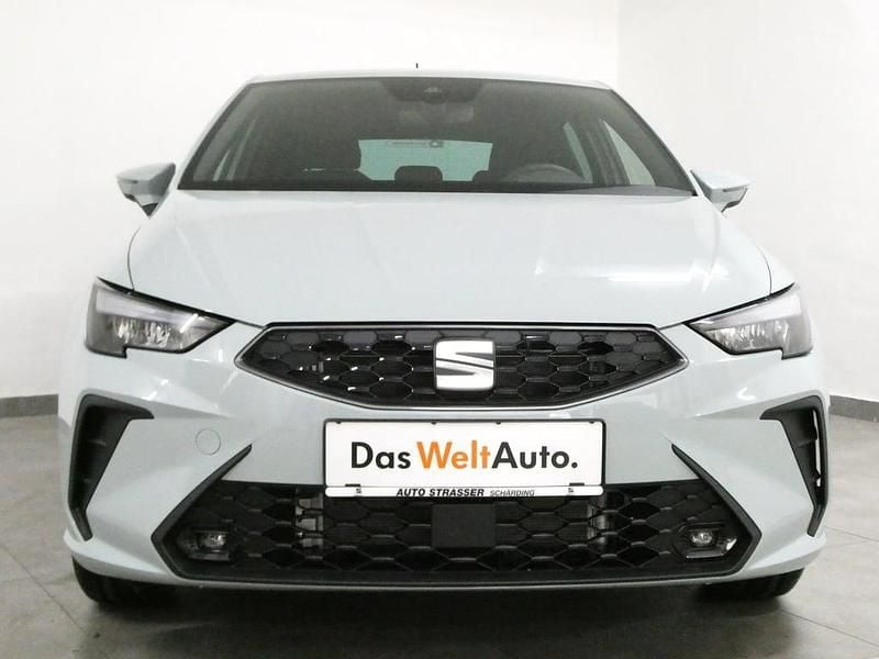Neu Seat Ibiza Style 95 PS (69 kW) 2026 Hellgrau  metallic Kleinwagen