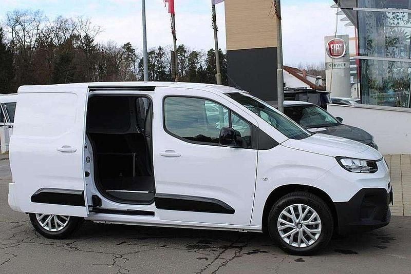 Weiß Neu 2025 Fiat Doblò Van / Kleinbus | € 21.588 (Superpreis) - Bild 1/4