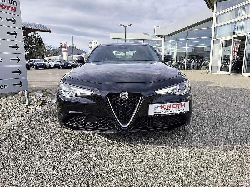 Gebraucht Alfa Romeo Giulia Super 160 PS (117 kW) 2020 Schwarz Limousine