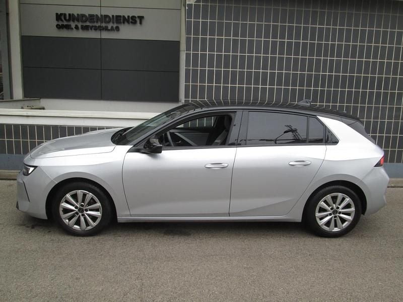 Gebraucht Opel Astra S 131 PS (96 kW) 2023 Kristall silber Limousine