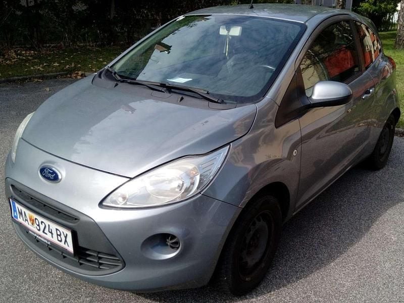 Grau Gebraucht 2012 Ford Ka Titanium Kleinwagen | € 900 (Fairer Preis) - Bild 1/4