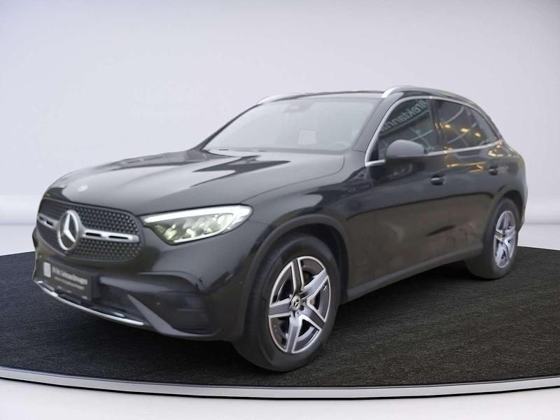 Gebraucht Mercedes GLC300 AMG 269 PS (197 kW) 2024 Schwarz SUV