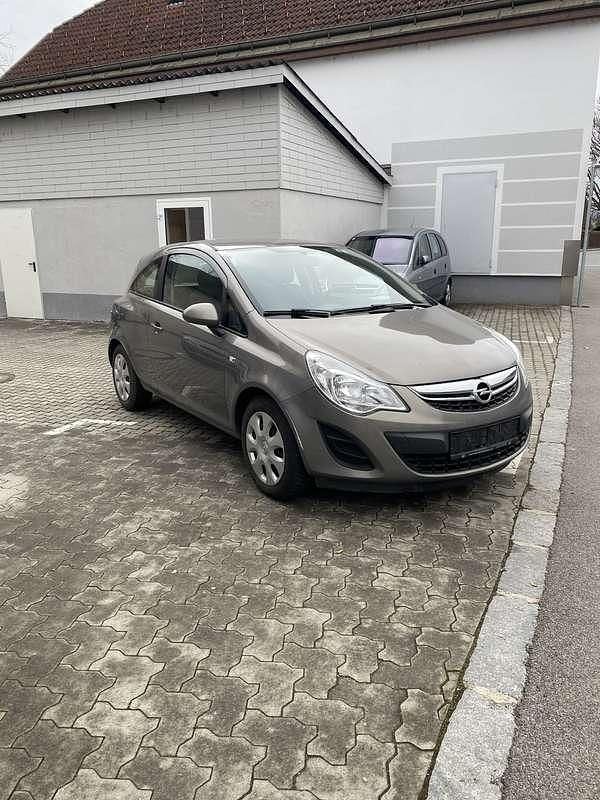 Gebraucht Opel Corsa Edition 86 PS (63 kW) 2012 Kleinwagen