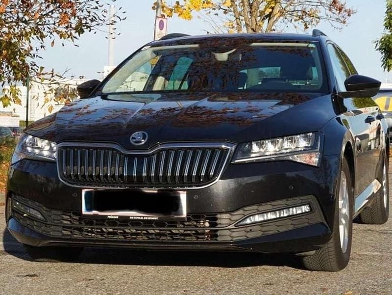 Schwarz Gebraucht 2020 Skoda Superb Ambition Kombi | € 17.990 (Guter Preis) - Bild 1/4