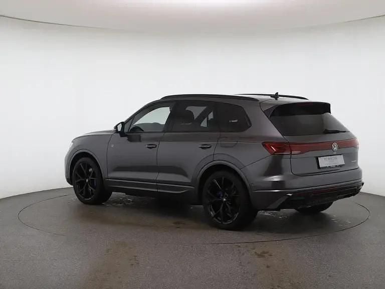 Gebraucht VW Touareg R 340 PS (250 kW) 2025 Mittelgrau  metallic SUV
