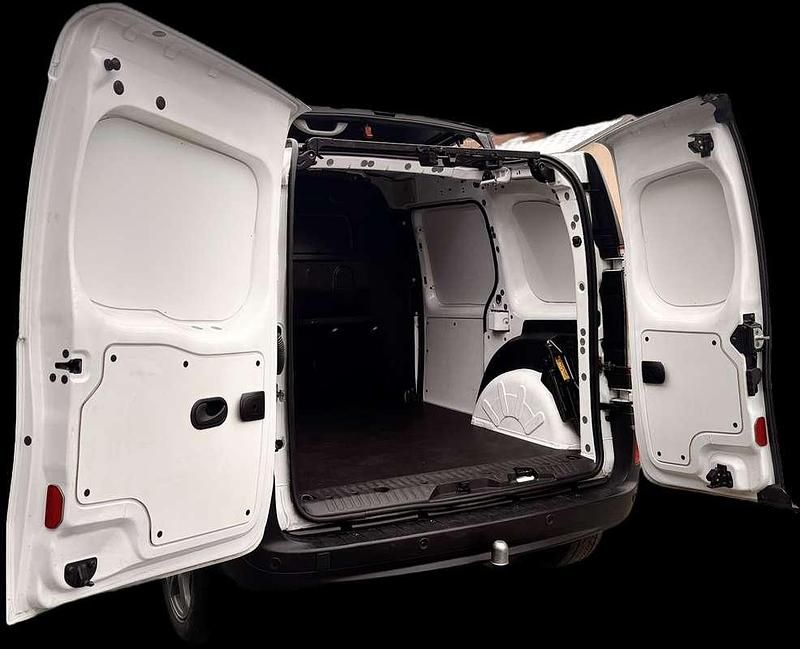 Gebraucht Renault Kangoo Expression 75 PS (55 kW) 2015 Weiß Van / Kleinbus